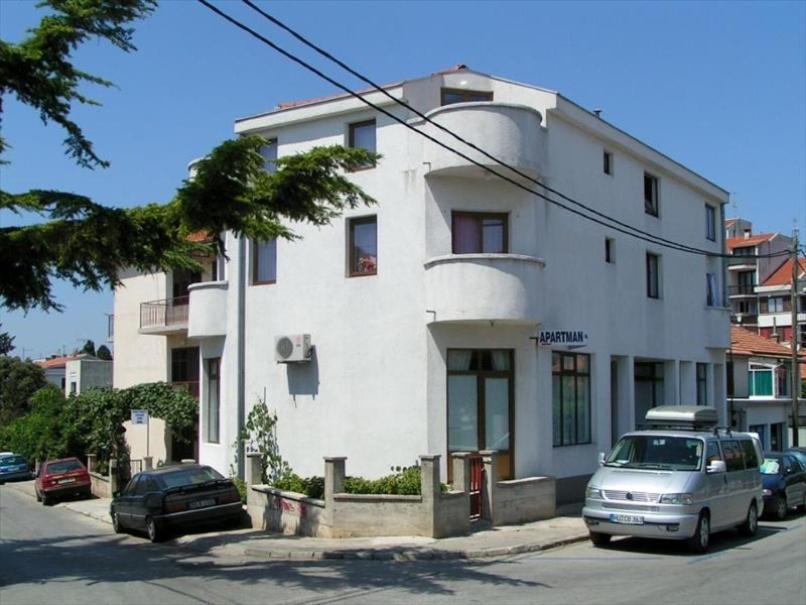 Apartments Gabrijela Biograd Na Moru Exterior photo